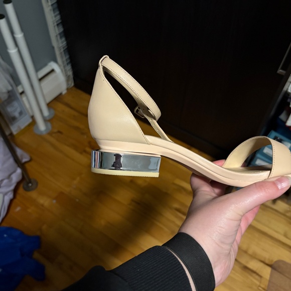 Pashion Footwear Flare Block Heel Kit 1.5 Silver Metallic - Size 9-11 - Picture 6 of 6